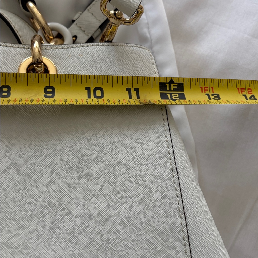 Michael Kors White Leather Satchel with gold hardware! - Picture 10 of 11